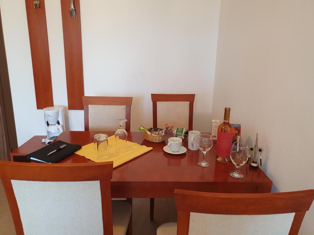 Apartment Ashton Hall - Sonnenstrand - Ost Слънчев бряг Екстериор снимка